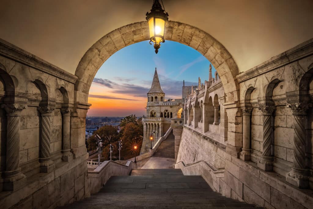 HUNGARY: Budapest's Fisherman's Bastion - A Halászbástya története 1