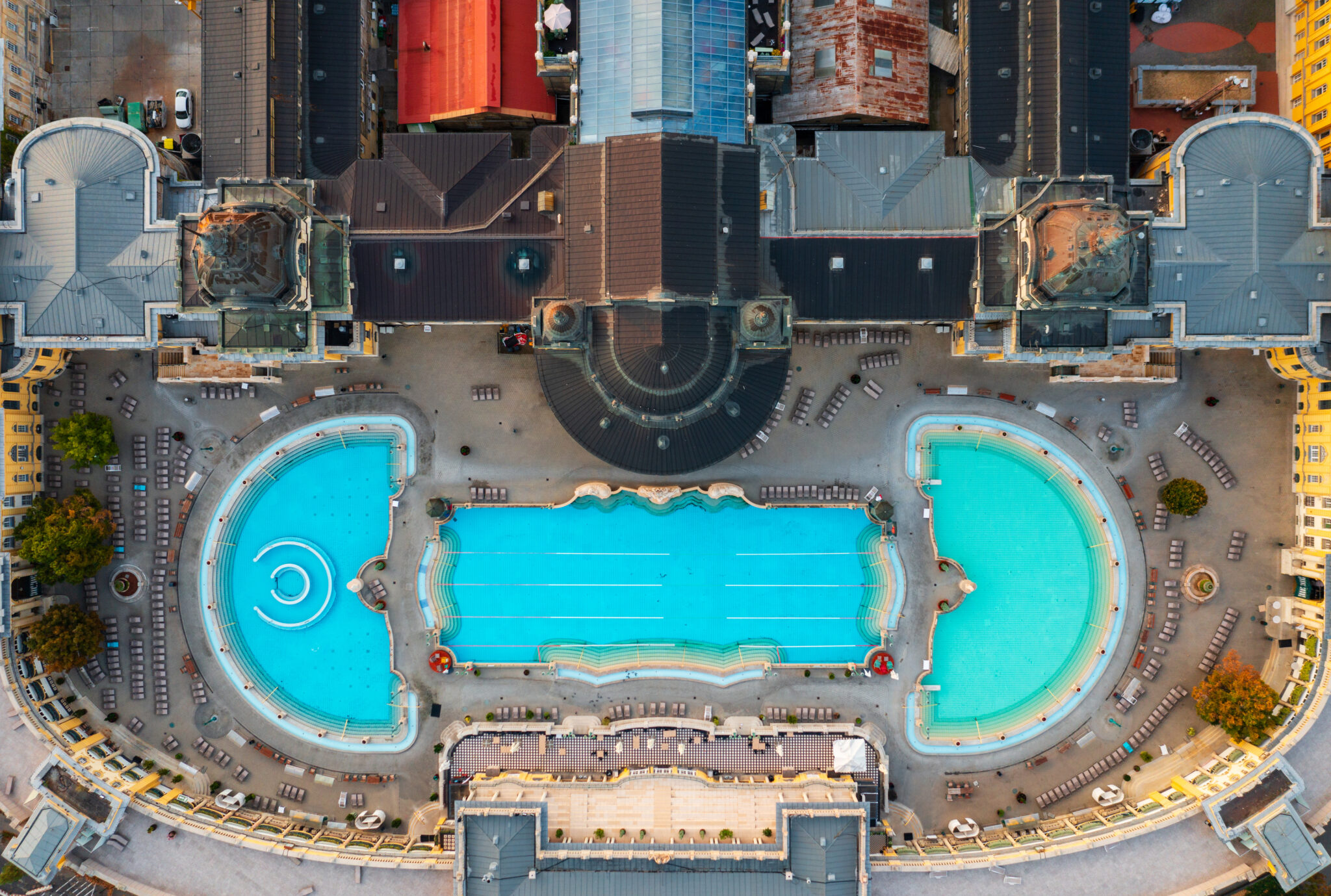 HUNGARY: “Szecska” - The history of the Széchenyi Thermal Bath 1