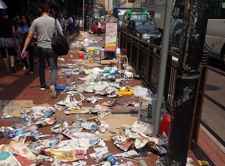 Don't litter in Hong Kong, because .. 1