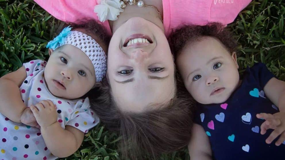 Twins Born in 2 Different Years Celebrate 1st Birthday 1