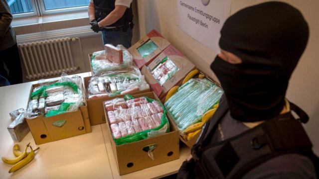 Oops:) - 140 kiló kokain lapult a banánok között az Aldiban 1