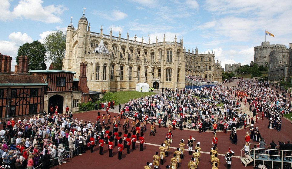 Hallás utáni értés (B2) - Windsor Castle Trip 1