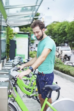 RENTING A BIKE – KERÉKPÁRBÉRLÉS 1