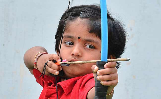 Indian two-year-old sets national archery record 1