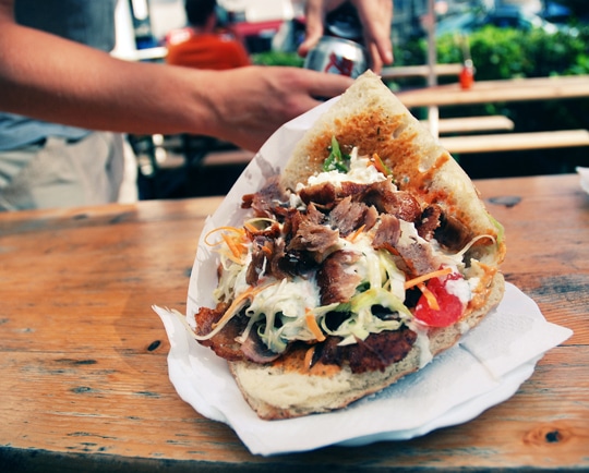 Meghalt a döner kebab feltalálója 2