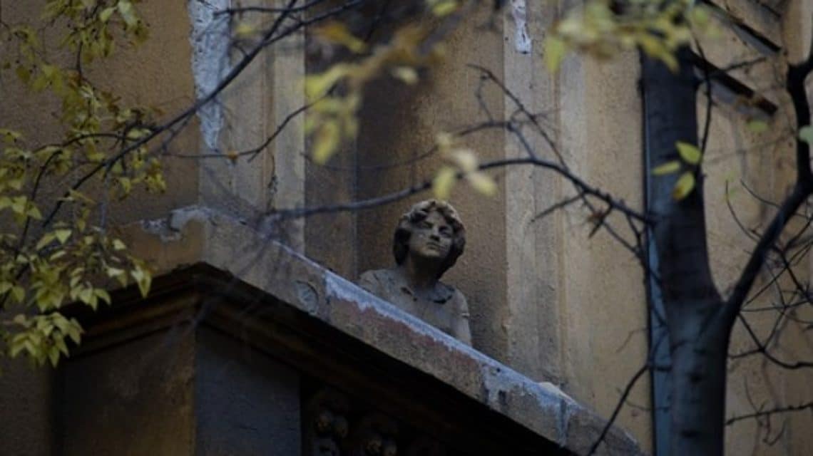 Budapest ismeretlen legendái 1. - A Thököly út titokzatos hölgye és a Lánchíd oroszlánjai 1