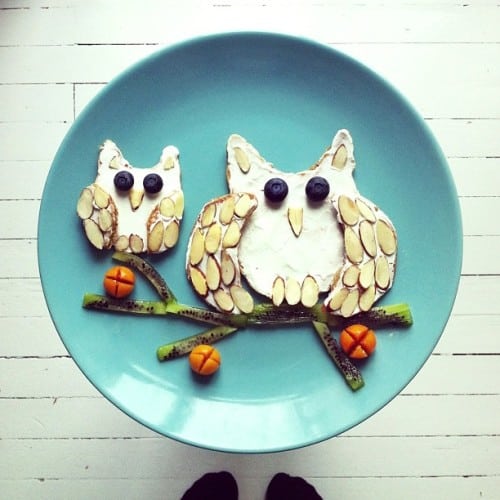 Artist Creates Famous Images on Morning Breakfast 1