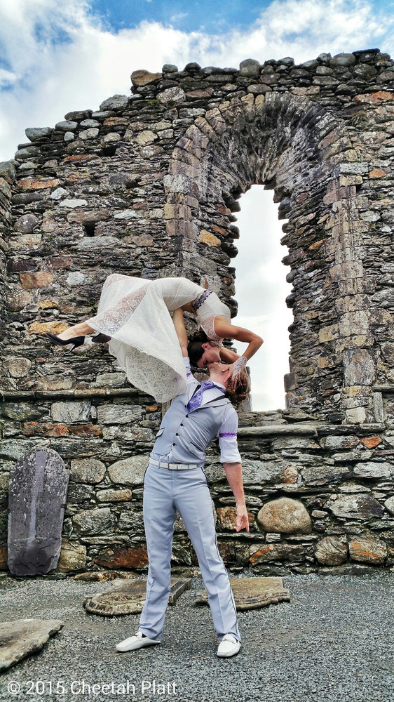 This Incredible Acrobatic Couple Is Getting Married 38 Times In 83 Days On 6 Continents 3