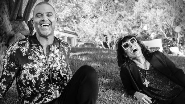 The Struts - Strange Days feat. Robbie Williams 1